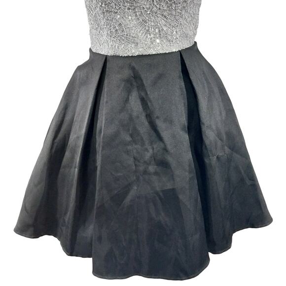 B. DARLIN! LUXE BLACK SATIN & SILVER SEQUINNED HALTER TIE BODICE DRESS! SZ 5/6 - Picture 4 of 11